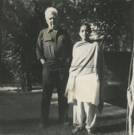 Calder with Gira Sarabhai, Ahmedabad, India (1955)