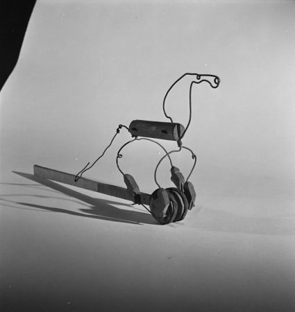 Galloping Horse (1943)