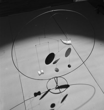 The Circle (1943)