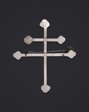 Lorraine Cross brooch (c. 1942)